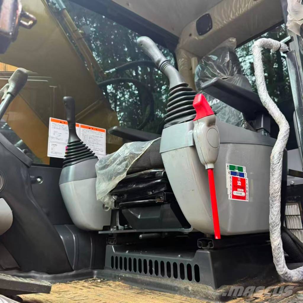 Komatsu PC 200-8 中型挖土機/掘鑿機/挖掘機 7t-12t