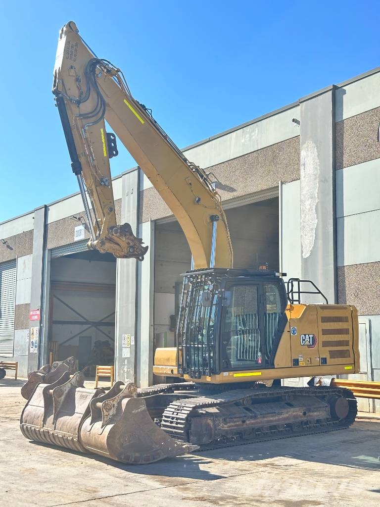 CAT 320 Crawler excavators