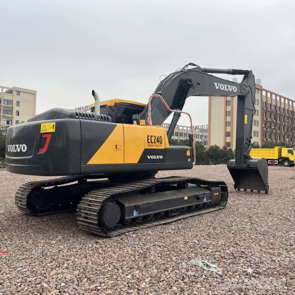 Volvo EC 240 Raupenbagger