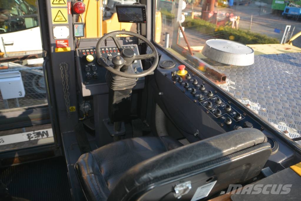 Atlas Copco Boomer WE3 C30 Povrchové vrtné súpravy