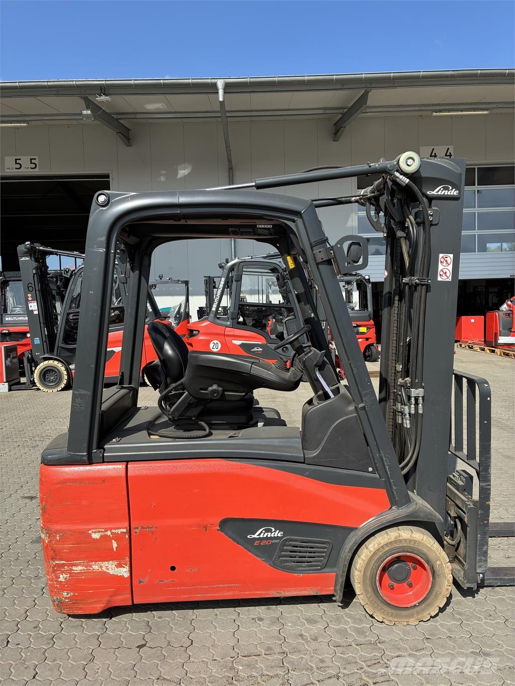 Linde E20L Electric forklifts