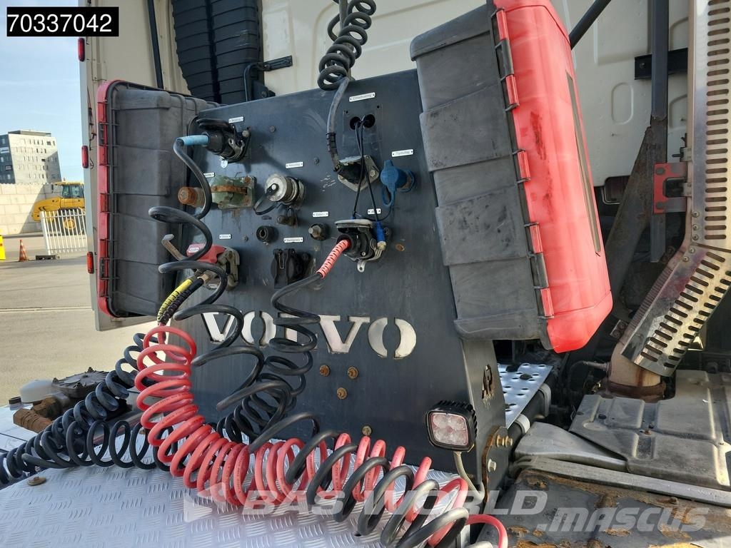 Volvo FH 500 FH 6X4 Hydraulic APK 03-2027 曳引機組件