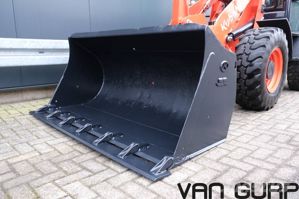 Kubota R 070 | 2023 | 740h | Klima A/C Chargeuse sur pneus