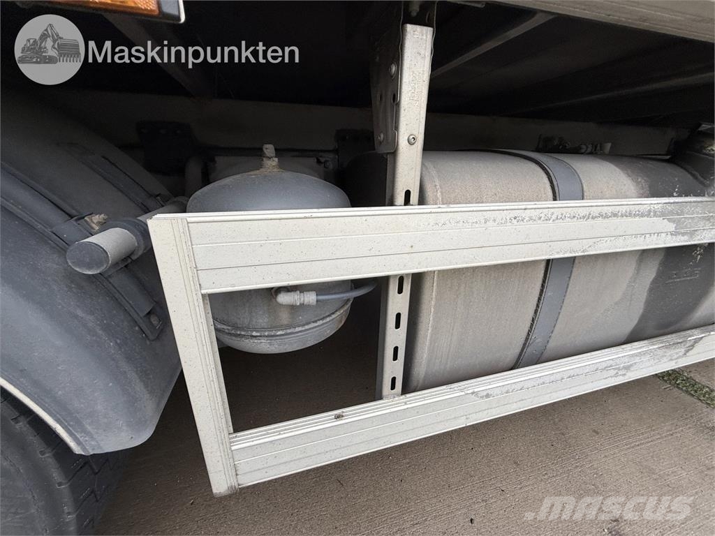 DAF FAN XF530Z Sanduk kamioni