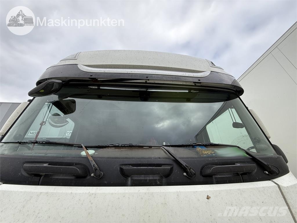 DAF FAN XF530Z Sanduk kamioni