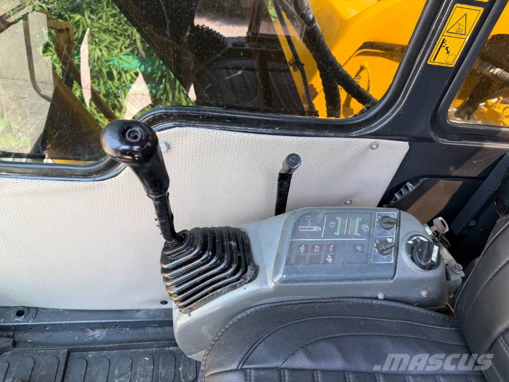 Komatsu PC 60 Εκσκαφείς με ερπύστριες