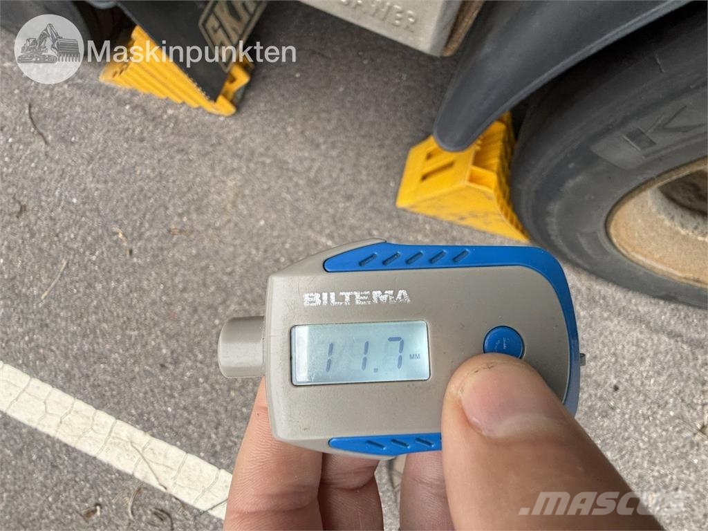 Lagab 5127-3-T Umpikoriperävaunut
