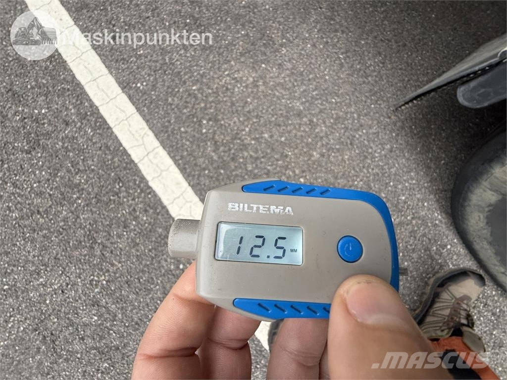 Lagab 5127-3-T Umpikoriperävaunut