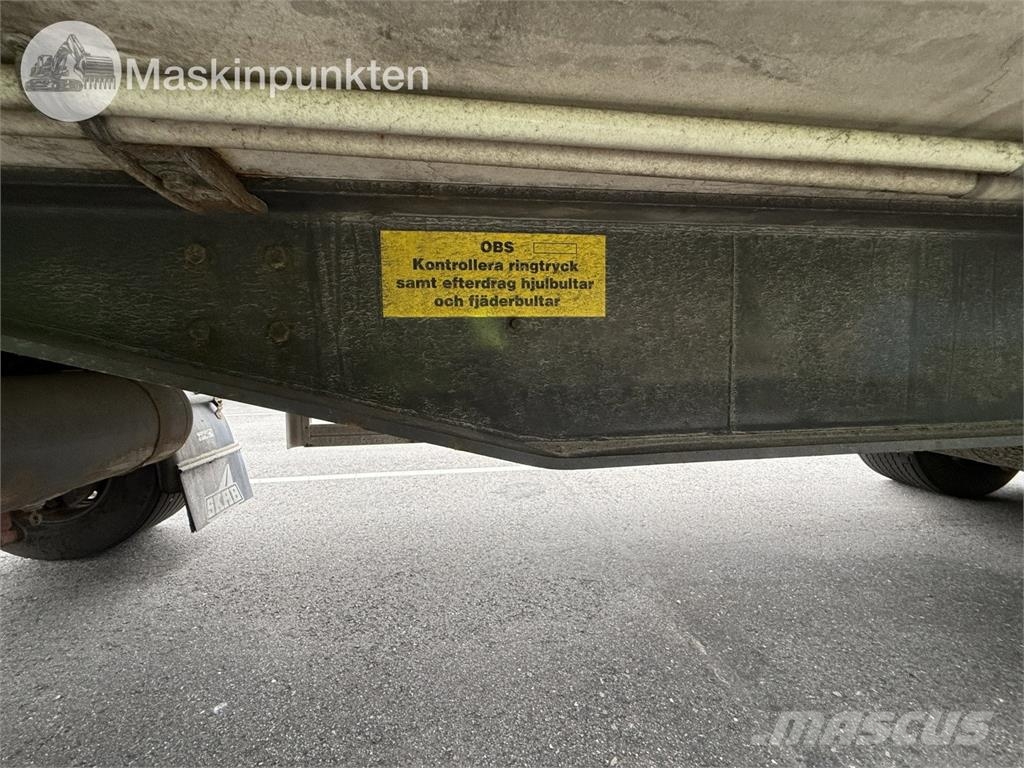 Lagab 5127-3-T Umpikoriperävaunut