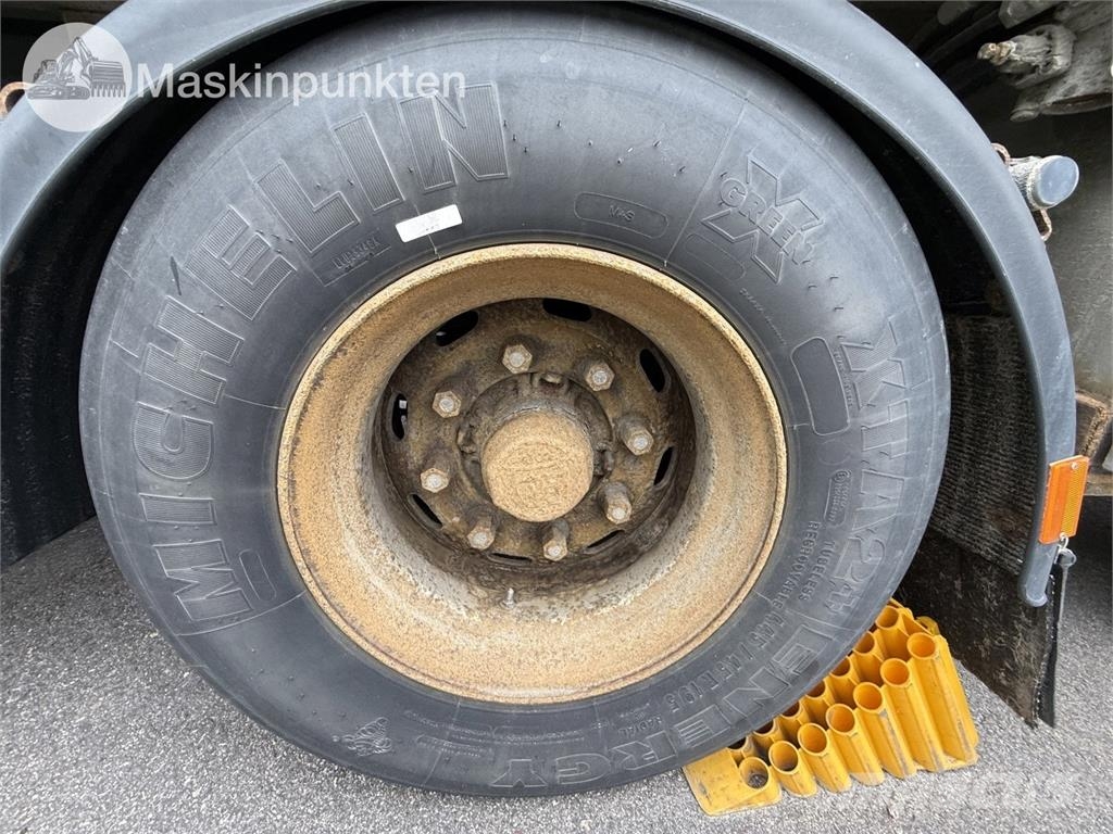 Lagab 5127-3-T Umpikoriperävaunut