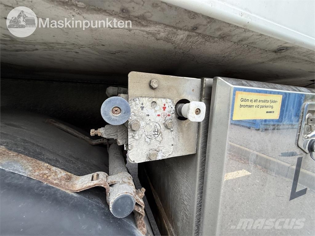 Lagab 5127-3-T Umpikoriperävaunut