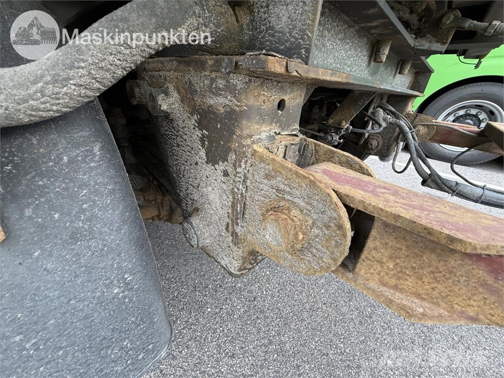 Lagab 5127-3-T Umpikoriperävaunut