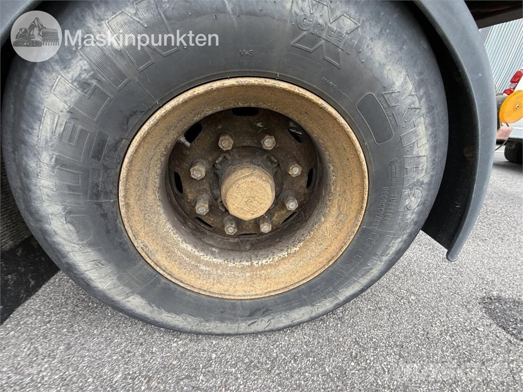 Lagab 5127-3-T Umpikoriperävaunut