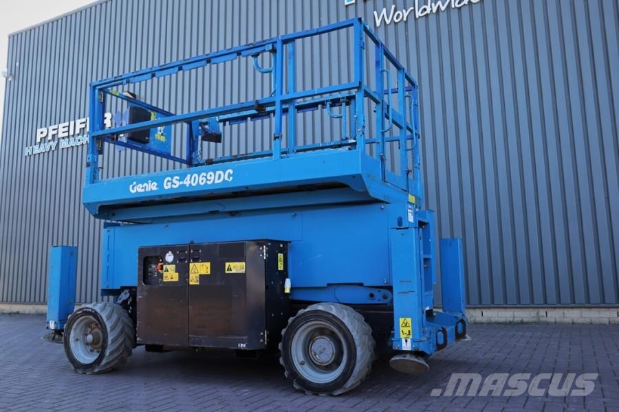 Genie GS4069DC Electric, 14m Working Height, 363kg Capac Scissor lifts