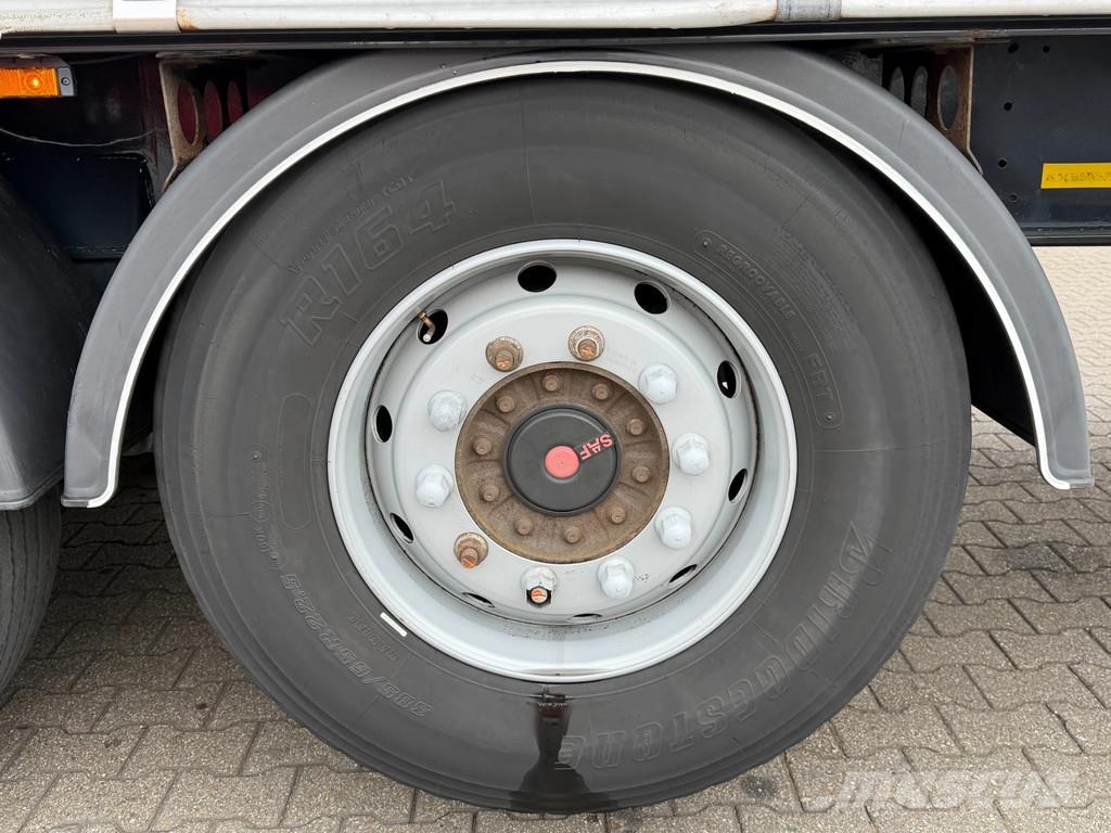 Wielton Schuifzeil-Dak / SAF-Disc / Lift-As *Apk* Semi Reboques Cortinas Laterais