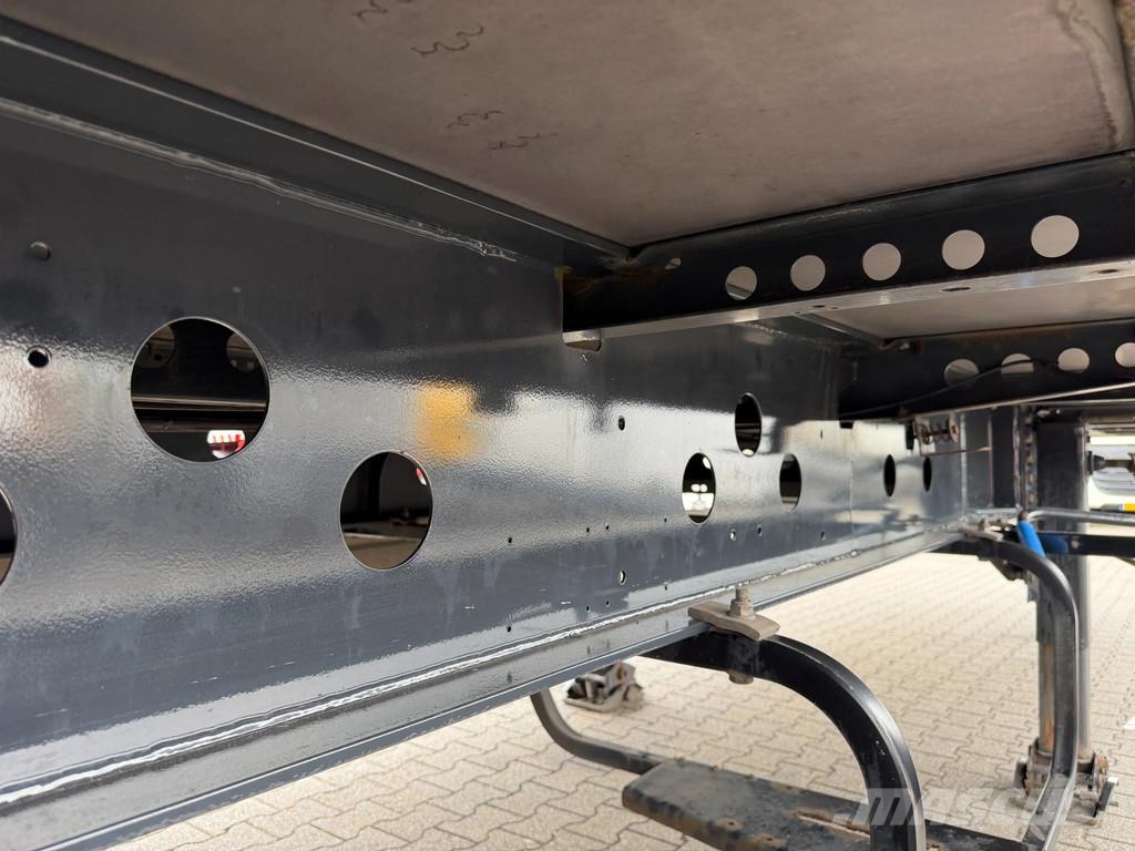 Wielton Schuifzeil-Dak / SAF-Disc / Lift-As *Apk* Curtainsider semi-trailers