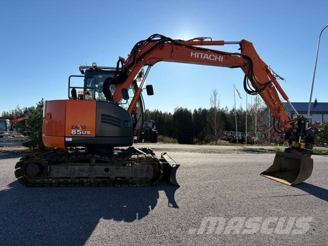 Hitachi ZX 85 US-6 Midi bageri 7t – 12t