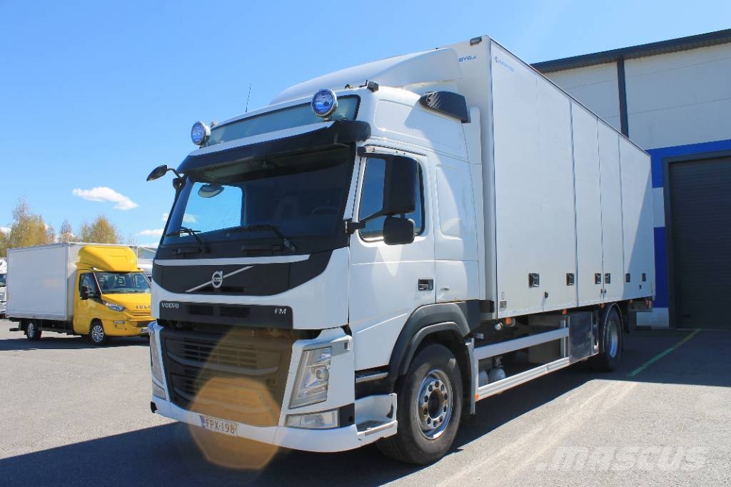Volvo FM 340 Camiones con caja de remolque