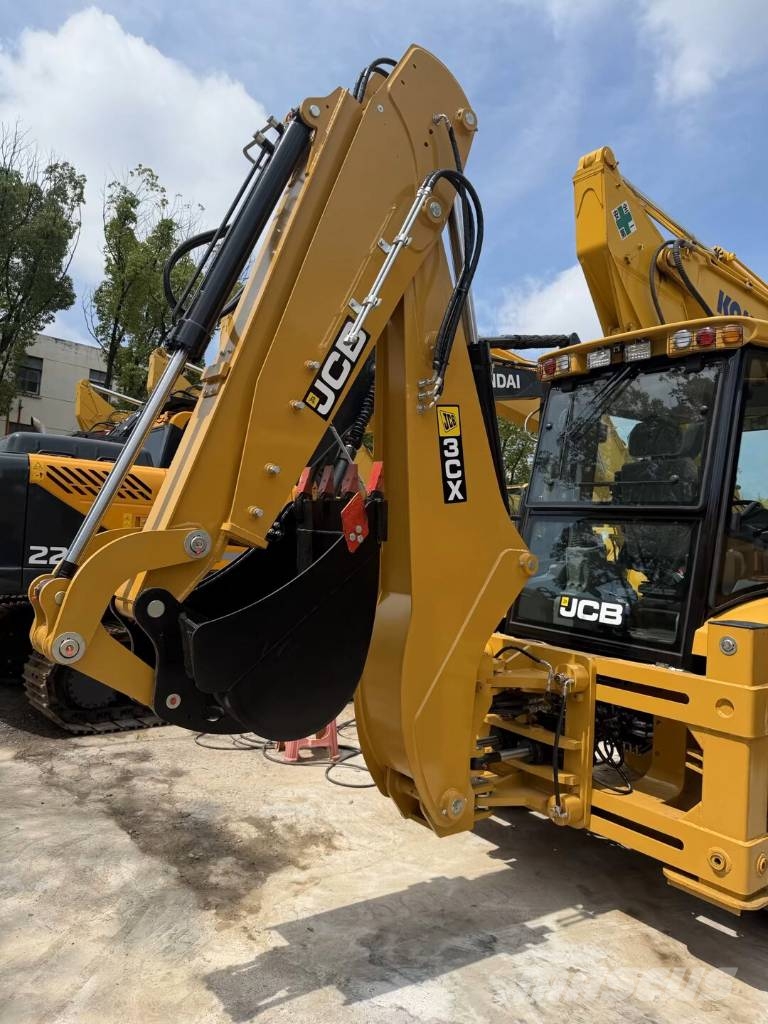 JCB 3 CX the largest‑scale supplier 백호로더