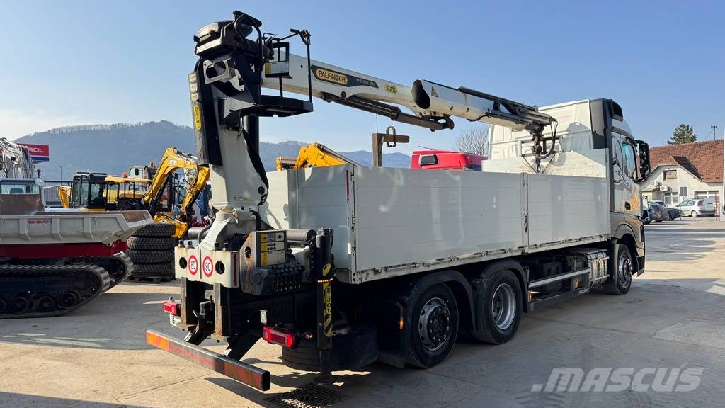 Mercedes-Benz ACTROS 2542 6X2 stake body - Crane PK 22.001L Kamioni sa otvorenim sandukom