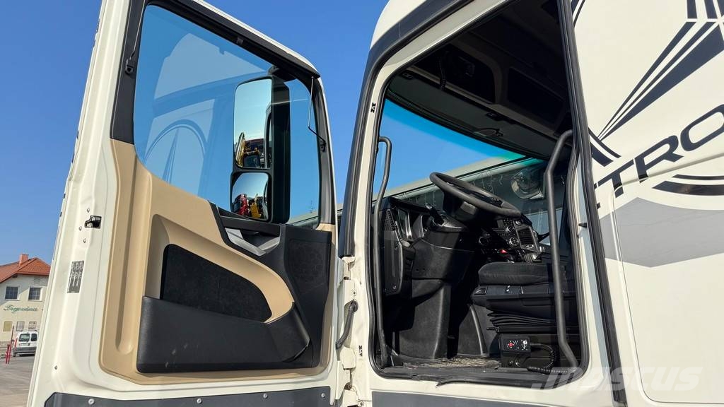 Mercedes-Benz ACTROS 2542 6X2 stake body - Crane PK 22.001L Kamioni sa otvorenim sandukom