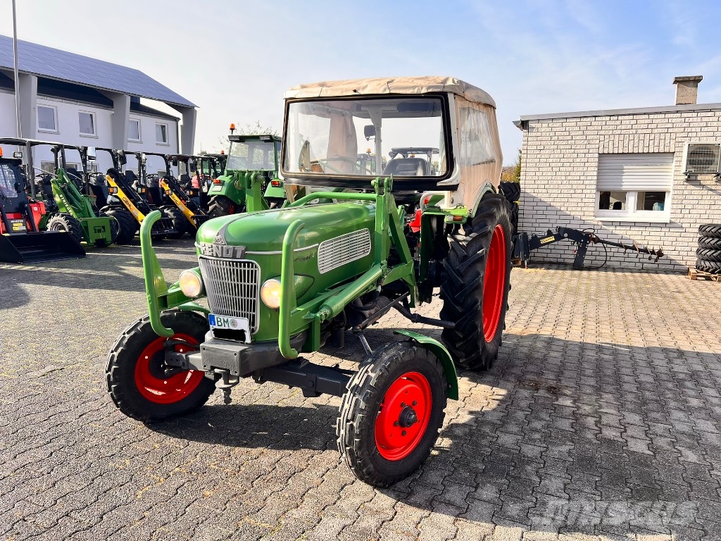 Fendt Farmer 2 Traktorji