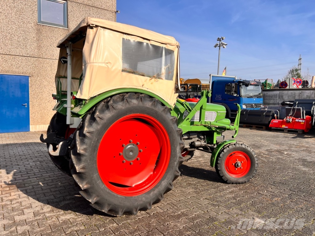 Fendt Farmer 2 Traktorji
