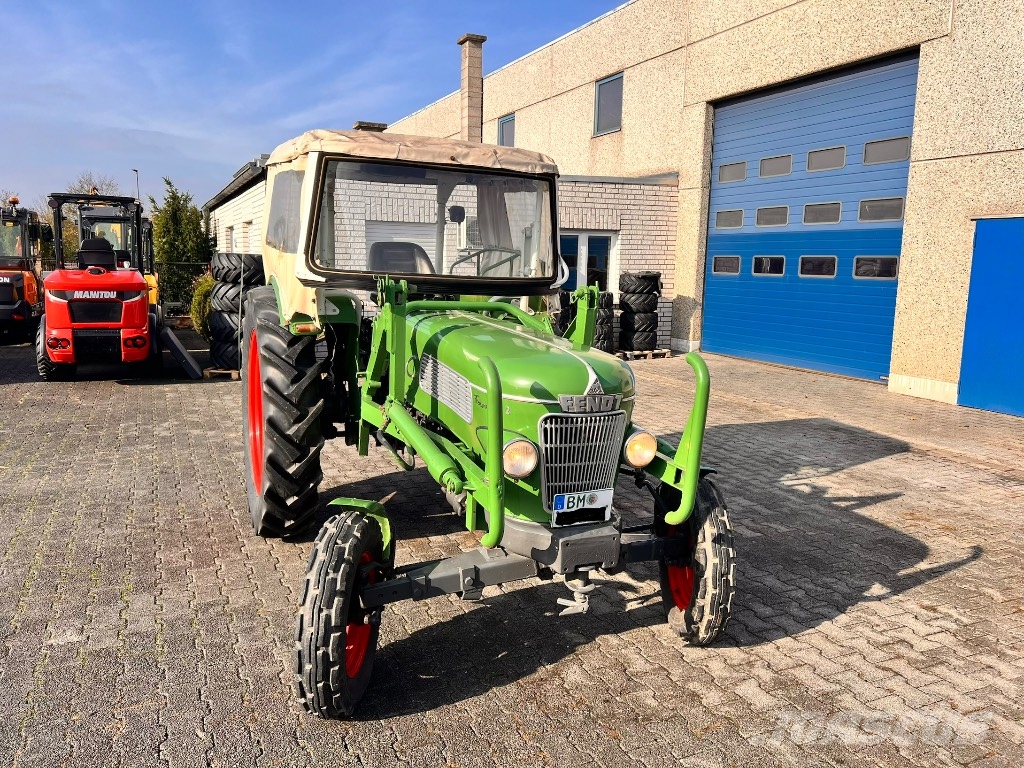 Fendt Farmer 2 Traktorji