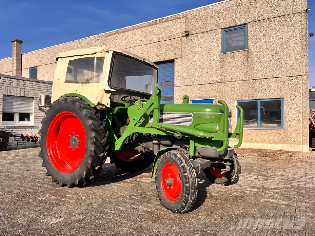 Fendt Farmer 2 Traktorji