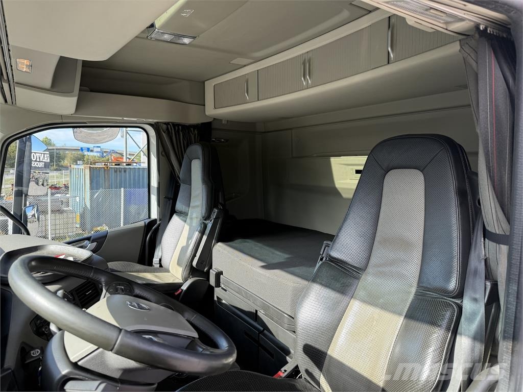 Volvo FH540 8X4 Sklápače