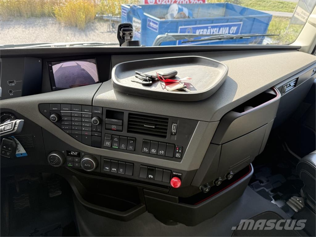 Volvo FH540 8X4 Sklápače