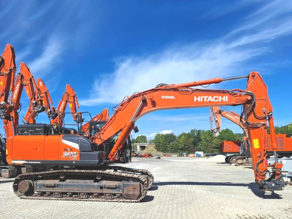 Hitachi ZX 300 LCN-7 Telakaivukoneet