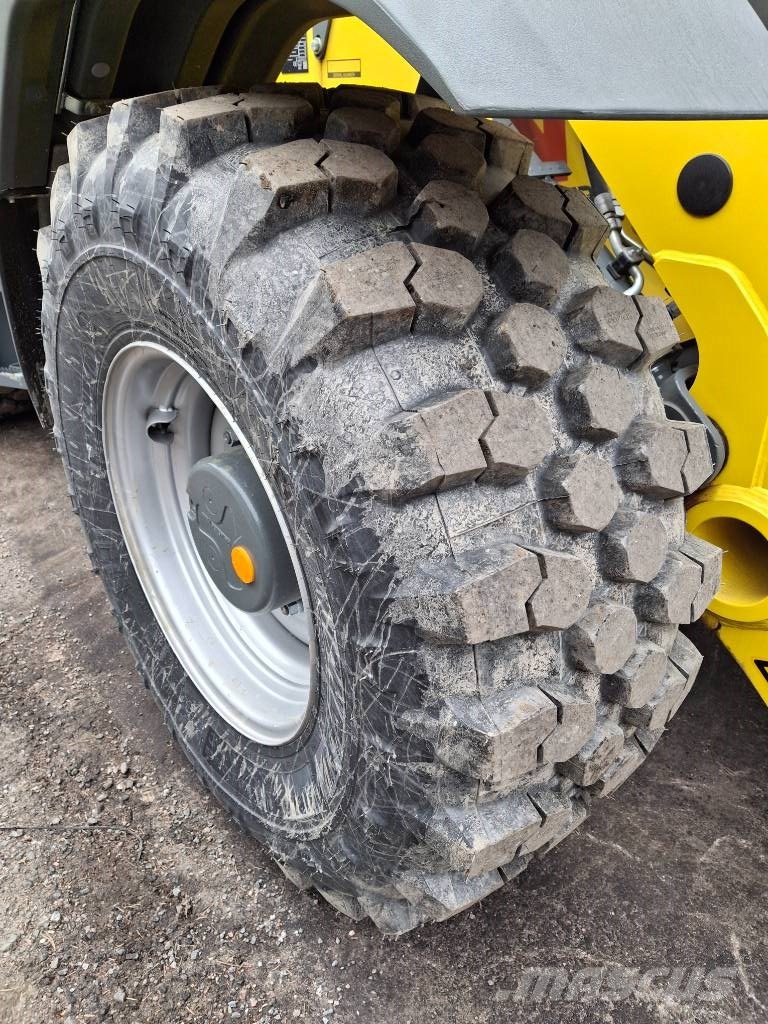 Wacker Neuson WL 95 **ESITTELYKONE** Tekerlekli yükleyiciler