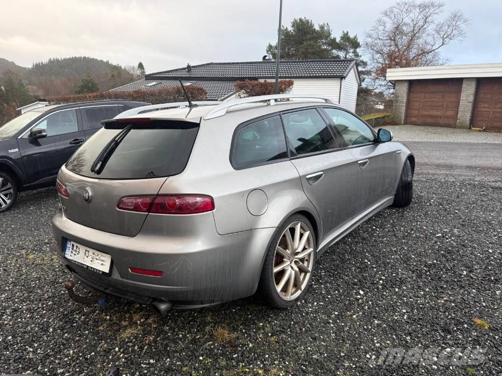Alfa ROMEO 159 SPORTWAGON Giugiaro Voiture
