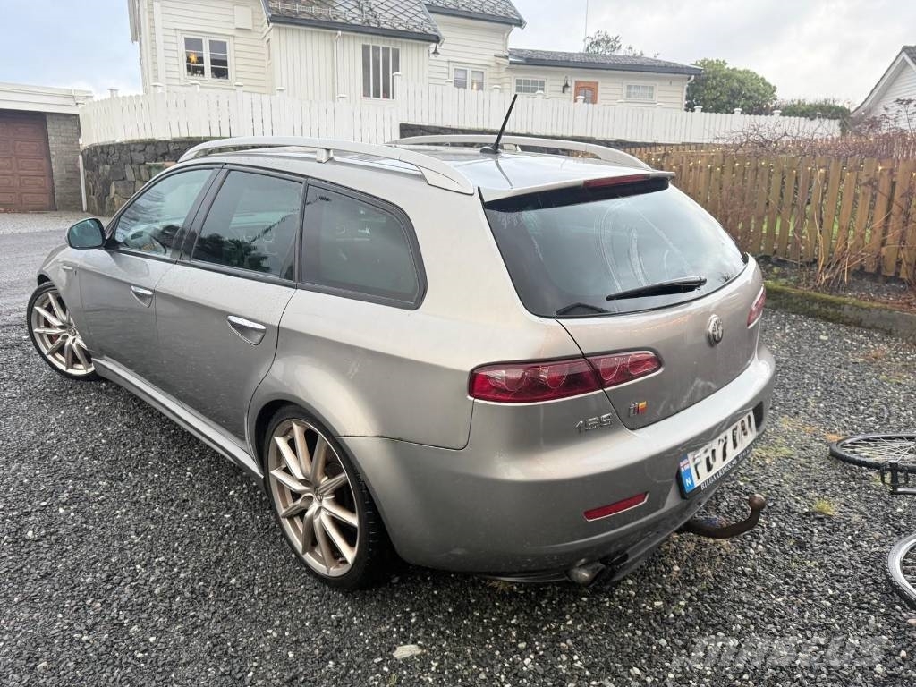 Alfa ROMEO 159 SPORTWAGON Giugiaro Voiture