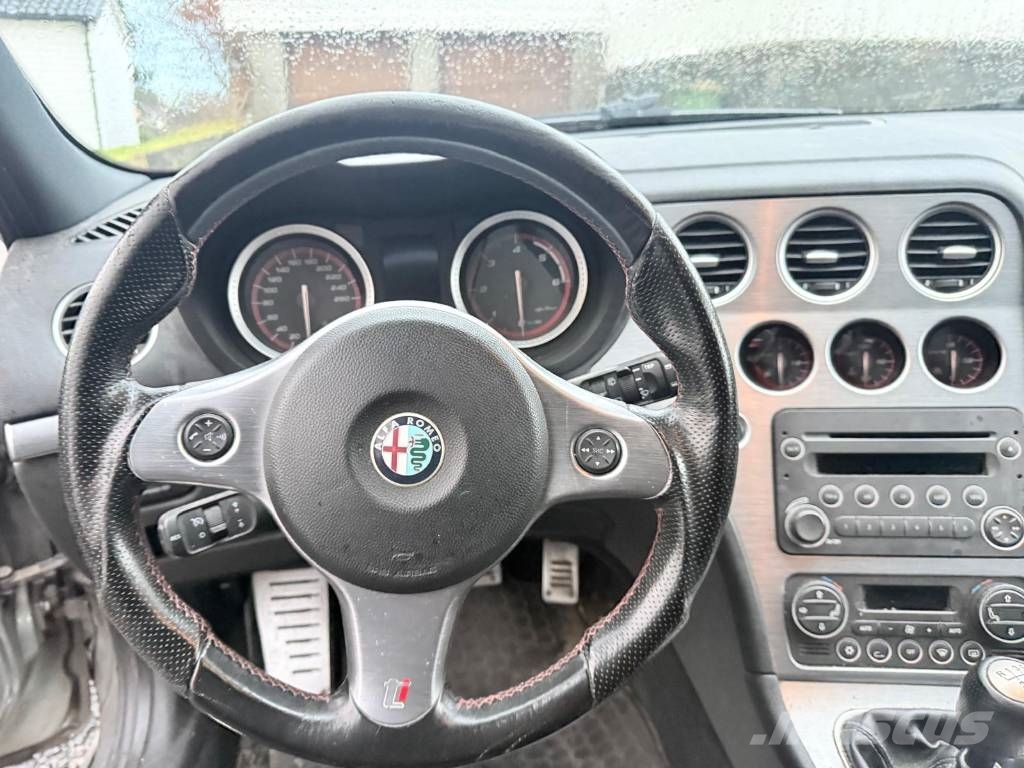 Alfa ROMEO 159 SPORTWAGON Giugiaro Voiture
