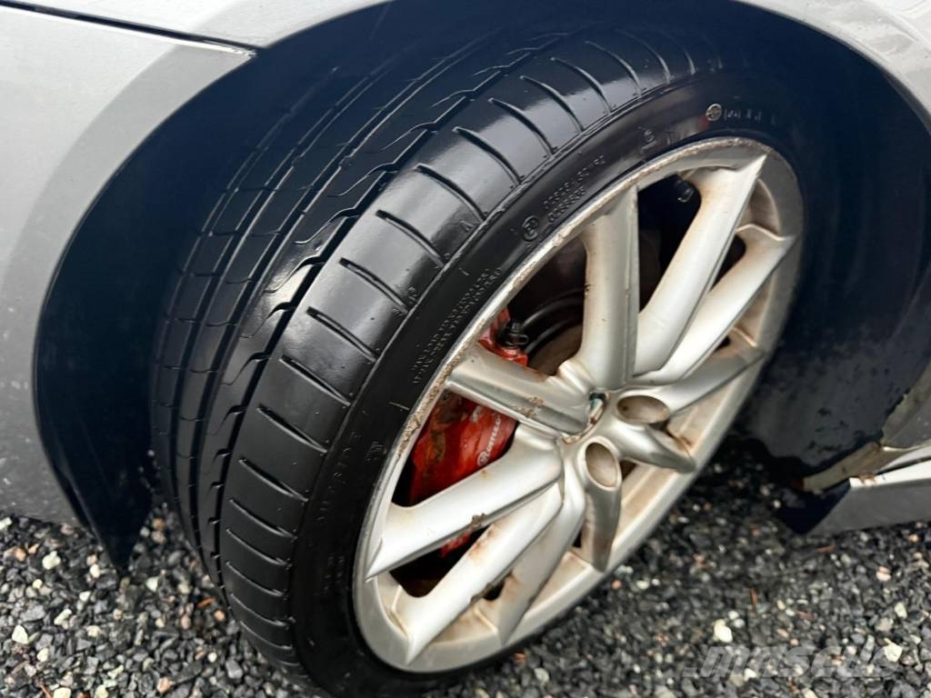 Alfa ROMEO 159 SPORTWAGON Giugiaro Voiture