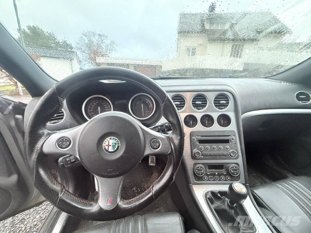 Alfa ROMEO 159 SPORTWAGON Giugiaro Voiture