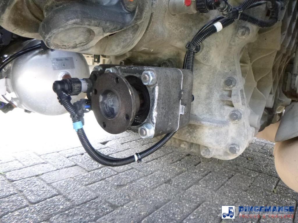 Renault T 440 4x2 Euro 6 + ADR Camiones tractor