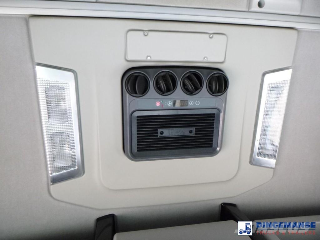 Renault T 440 4x2 Euro 6 + ADR Camiones tractor