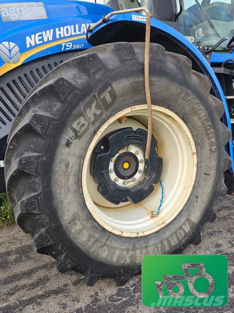 New Holland T9.560 Трактори