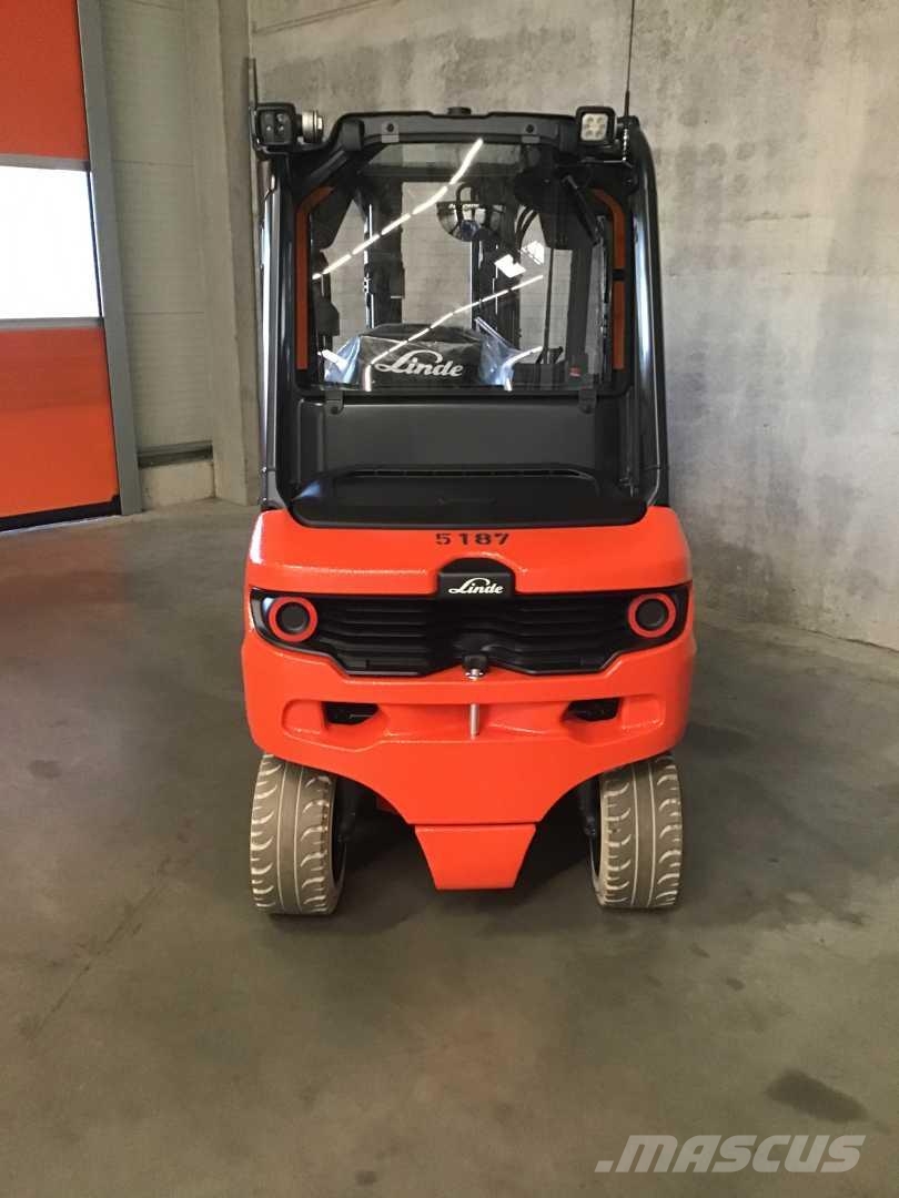 Linde E35L Electric forklifts