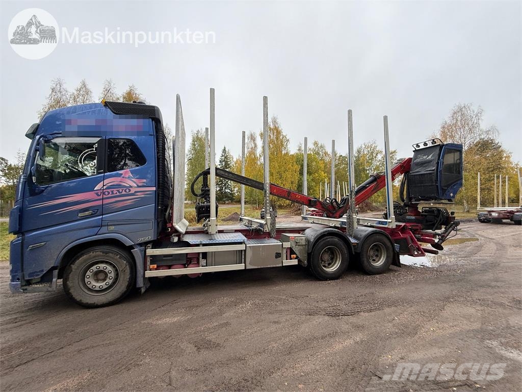 Volvo FH 64 목재 트럭