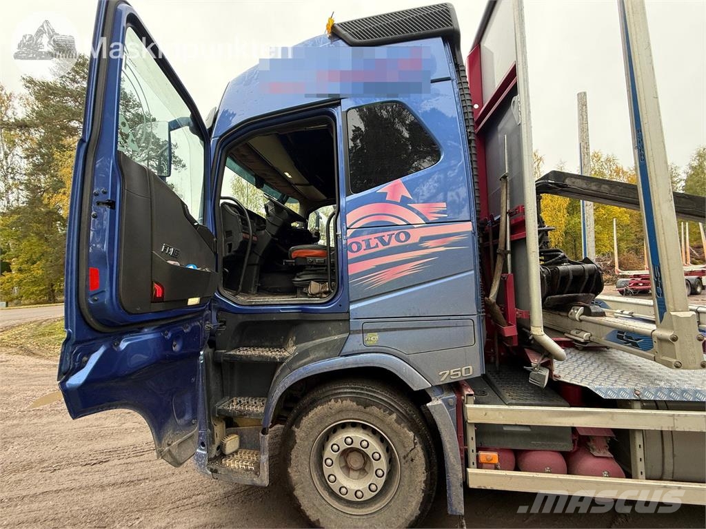 Volvo FH 64 목재 트럭