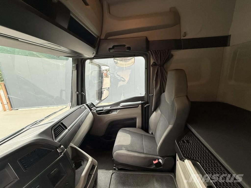 MAN TGS 33.510 MAN TGS 33.510 6X4 BB E6 EPSILON 150Z 3 木材运输车