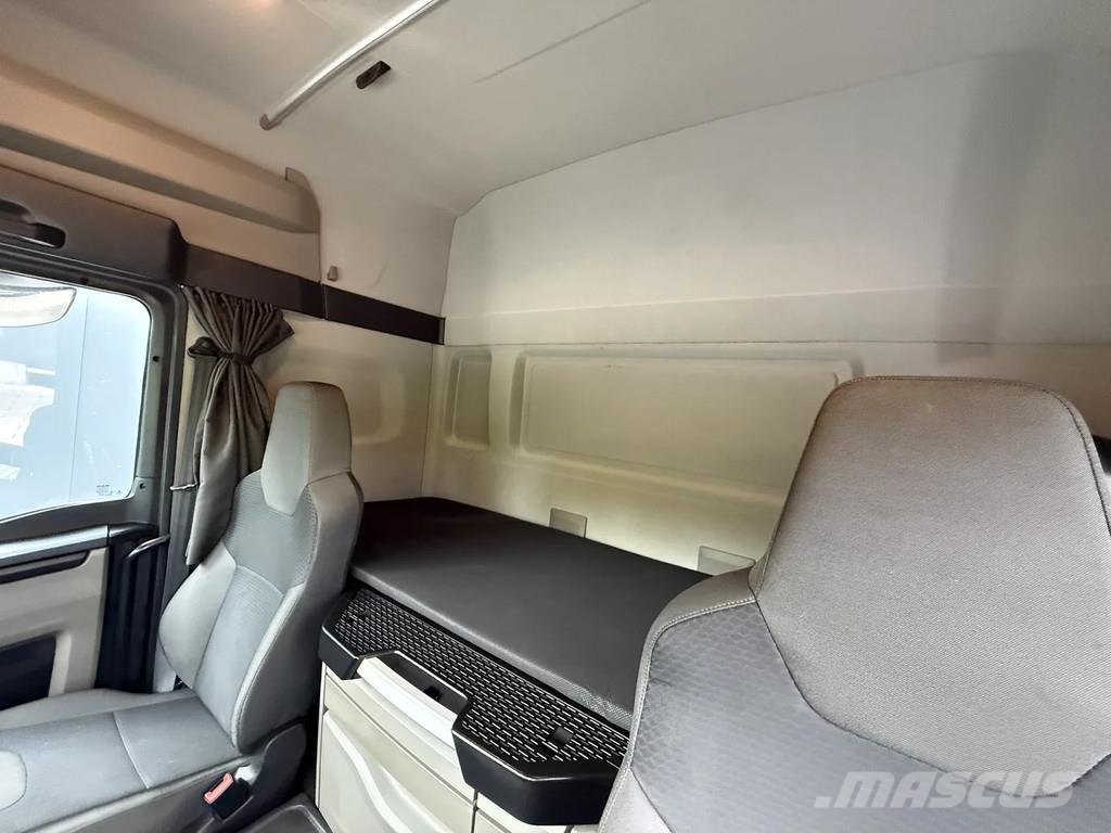 MAN TGS 33.510 MAN TGS 33.510 6X4 BB E6 EPSILON 150Z 3 木材运输车