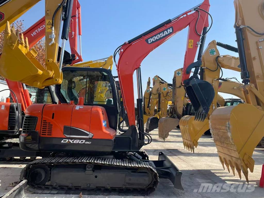 Doosan DX 60 Верижен екскаватор