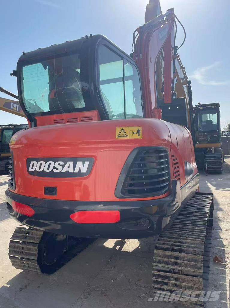 Doosan DX 60 Верижен екскаватор