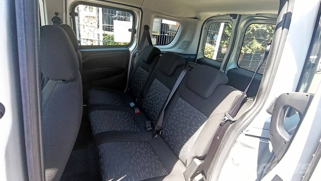 Opel Combo 1.3, Van aus 1. Hand, 5-Sitzer, Klima, PDC Otomobiller