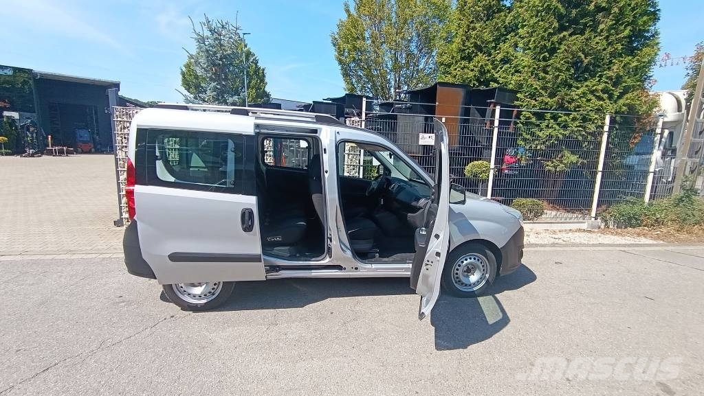 Opel Combo 1.3, Van aus 1. Hand, 5-Sitzer, Klima, PDC Otomobiller